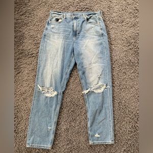 American Eagle ripped mom jeans